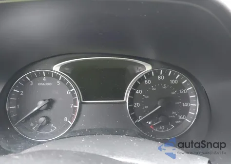 2019 Nissan Pathfinder S z USA, uszkodzony, nr VIN 5N1DR2MN1KC647836